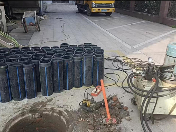 利津PE置换管厂家 DN315置换管 非开挖管短管置换